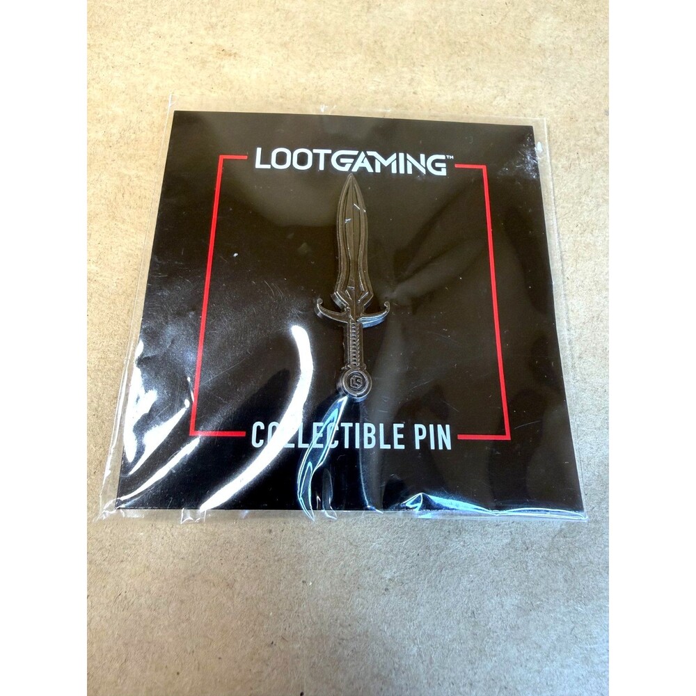 Loot Crate Gaming Exclusive "Rogue Dagger" Collectible Pin - New/Sealed